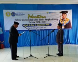 Dilantik Jadi Rektor , Prof Suherman Ajak Civitas Akademik Jadikan USBR Kebanggaan Warga Lebak