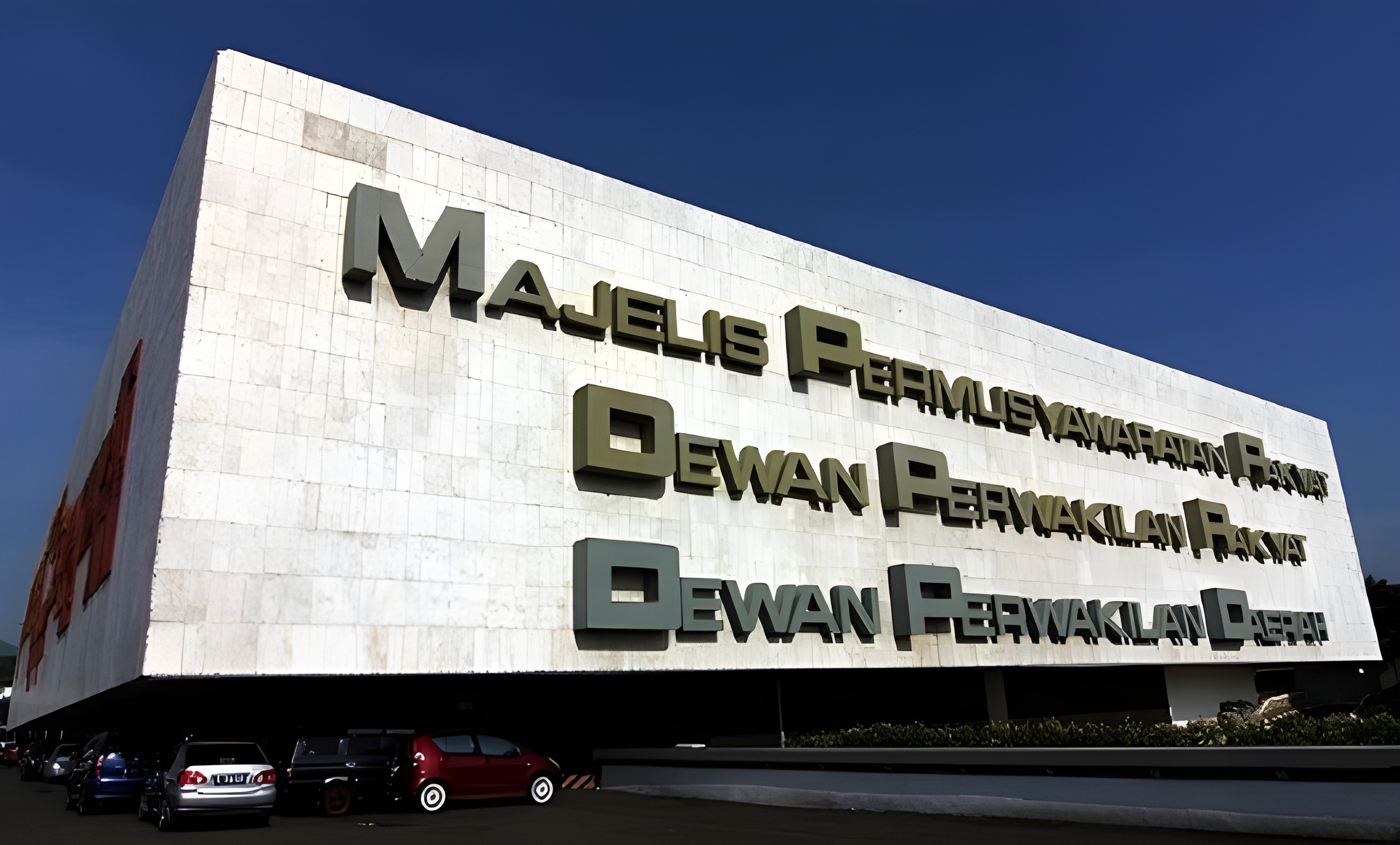 Analisis Peran Lembaga Legislatif dalam Sistem Politik Indonesia