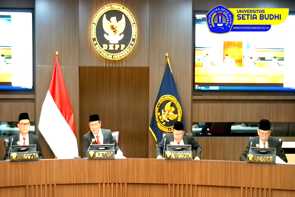 Lowongan Kerja di Bawaslu dan DKPP untuk Lulusan Politik & Hukum: Peluang Karier di Garda Depan Demokrasi