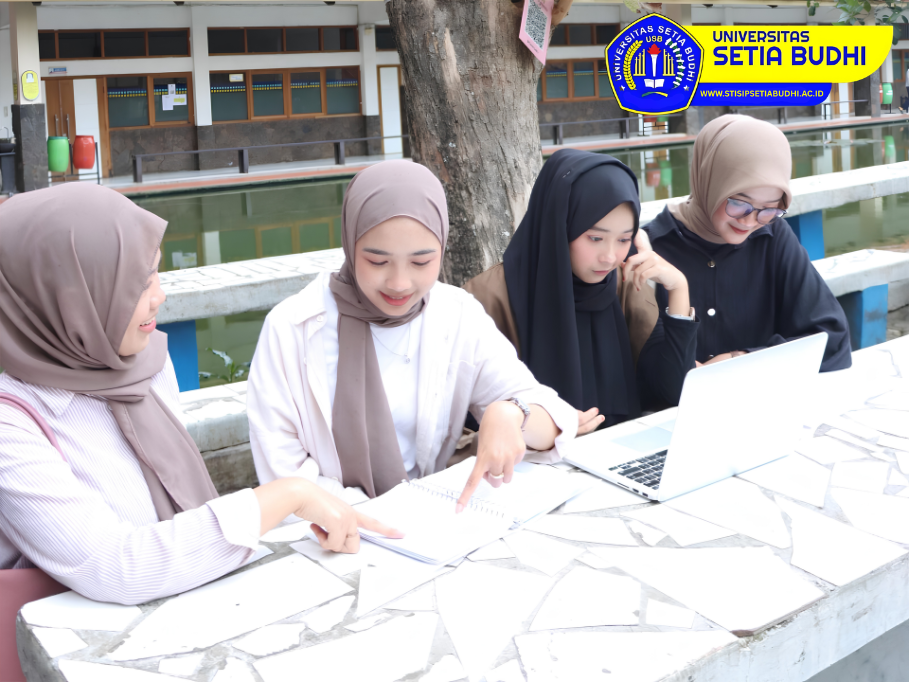 Mengenal Metode Penelitian Kualitatif vs Kuantitatif di Ilmu Sosial: Kapan Menggunakannya?