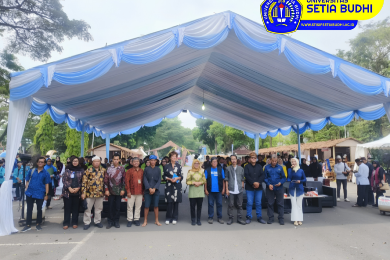 Dosen dan Mahasiswa Universitas Setia Budhi Menguatkan Nilai Kearifan Lokal dalam Saresehan Budaya Baduy 2026